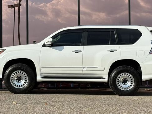 Used 2014 Lexus GX 460 w/ Premium Package AWD/4WD image 5