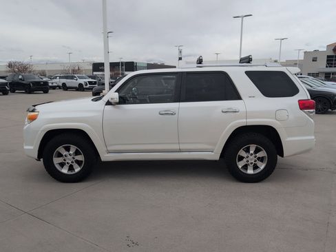 Used 2010 Toyota 4Runner SR5 image 2