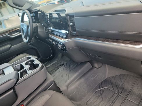Used 2025 Chevrolet Silverado 1500 RST w/ Dark Appearance Package image 22