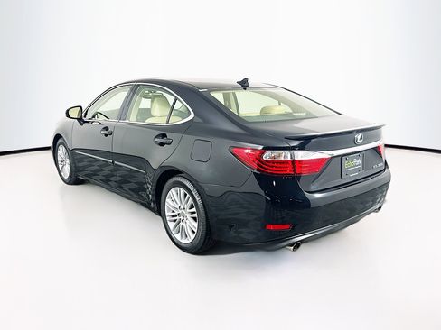 Used 2014 Lexus ES 350 w/ Luxury Package image 5