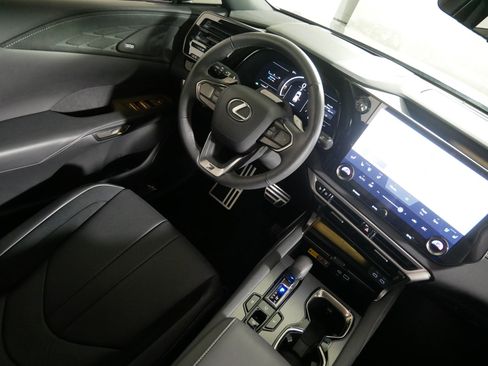 Used 2025 Lexus RX 500h F Sport w/ Convenience Package AWD/4WD image 9