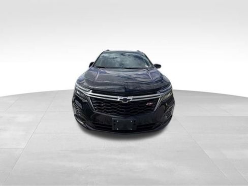 Used 2023 Chevrolet Equinox RS AWD/4WD image 2