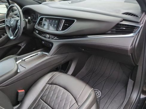 Certified 2023 Buick Enclave Avenir w/ Avenir Technology Package AWD/4WD image 36
