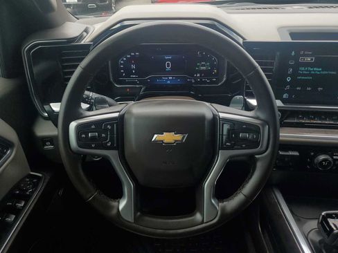 Used 2024 Chevrolet Silverado 1500 LTZ w/ Z71 Off-Road Package AWD/4WD image 18