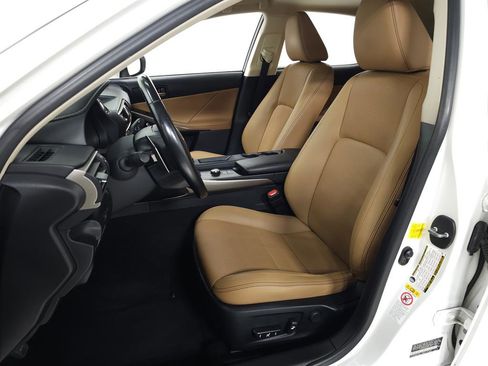 Used 2017 Lexus IS 300 AWD image 13