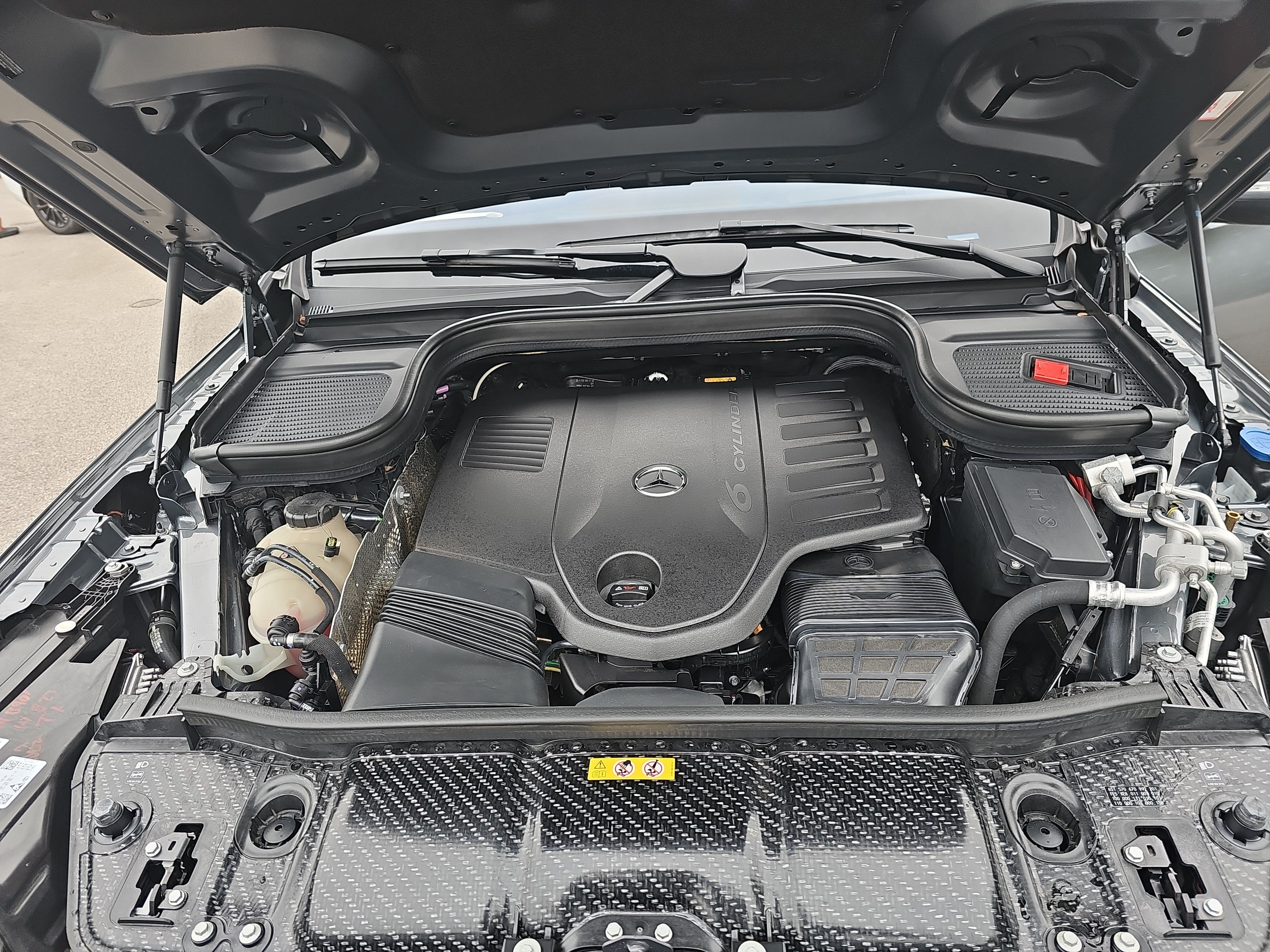Certified 2024 Mercedes-Benz GLS 450 4MATIC image 34
