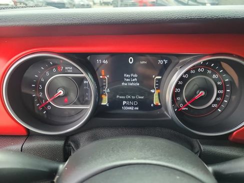 Used 2018 Jeep Wrangler Unlimited Rubicon AWD/4WD image 9