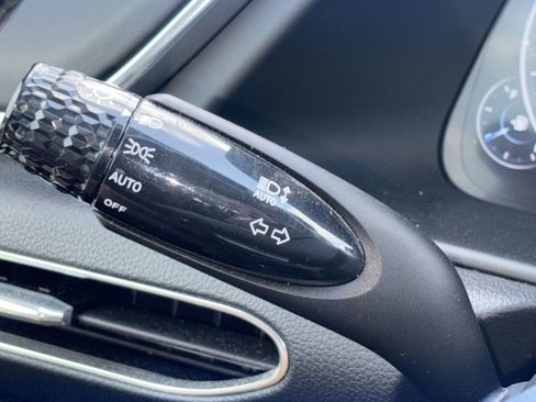 Used 2022 Hyundai Sonata Limited w/ Cargo Package image 13