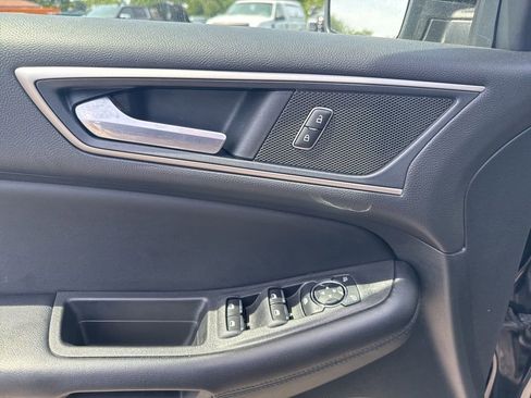 Used 2022 Ford Edge SEL w/ Convenience Package AWD/4WD image 12