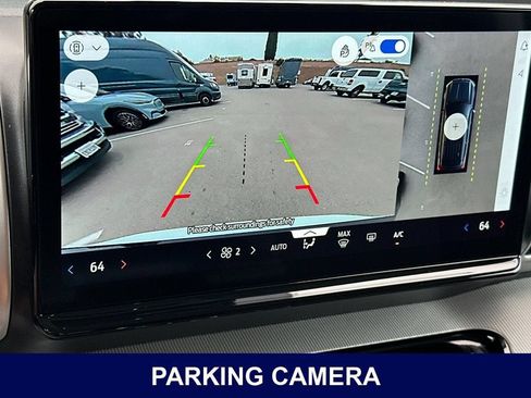 Used 2025 Ford Expedition Active AWD/4WD image 24