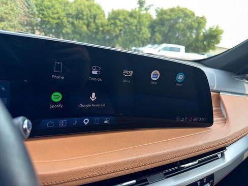 Used 2024 Cadillac XT4 Sport AWD/4WD image 31