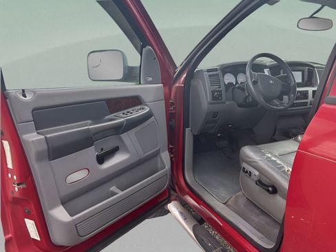 Used 2008 Dodge Ram 2500 Truck ST image 14