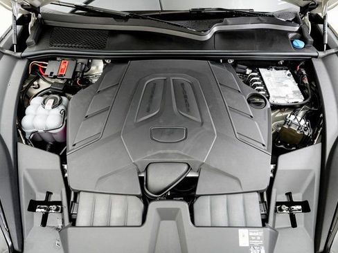 New 2026 Porsche Cayenne image 25