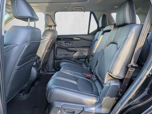 New 2025 Honda Pilot Touring image 16