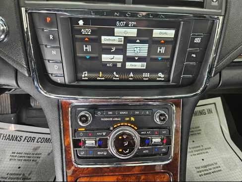 Used 2017 Lincoln Continental Reserve w/ Climate Package image 14