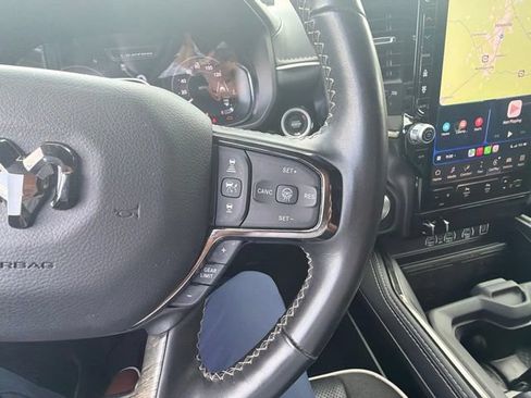 Used 2025 RAM 1500 Limited AWD/4WD image 14