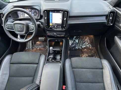 Used 2021 Volvo XC40 T5 R-Design w/ Advanced Package AWD/4WD image 15