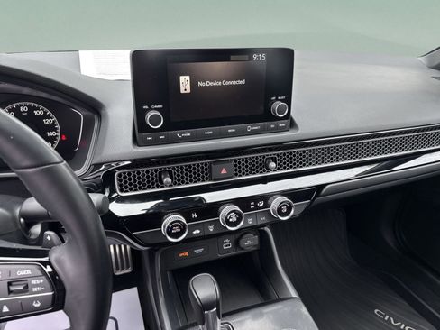 Used 2022 Honda Civic Sport image 11