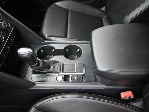 Used 2019 Volkswagen Atlas SE FWD image 20