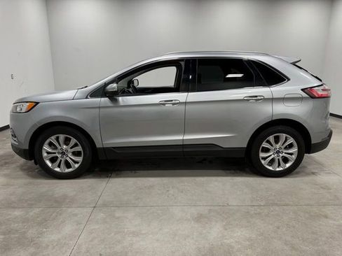 Used 2020 Ford Edge Titanium image 6