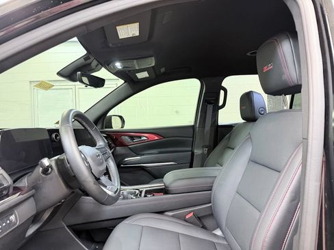 Used 2026 Chevrolet Traverse Z71 w/ Driver Confidence Package AWD/4WD image 14