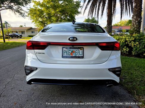 Used 2020 Kia Forte LXS FWD image 11