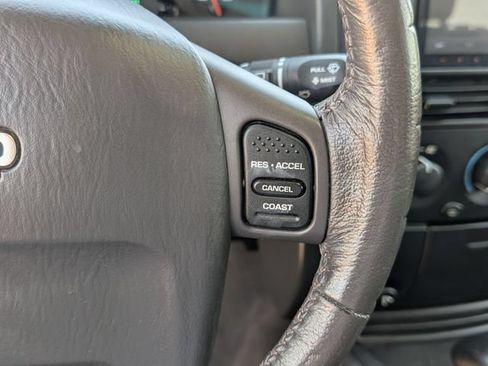 Used 2001 Jeep Grand Cherokee Laredo AWD/4WD image 15