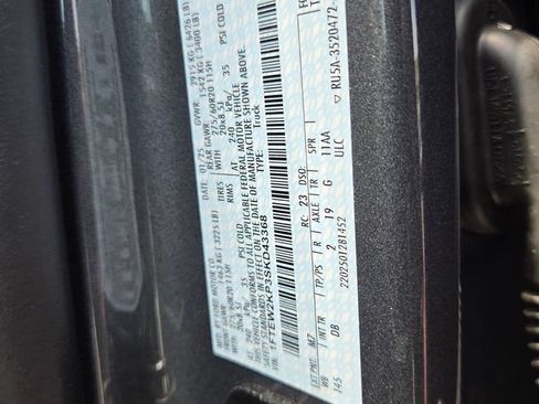 Used 2025 Ford F150 STX w/ Equipment Group 200A RWD image 31