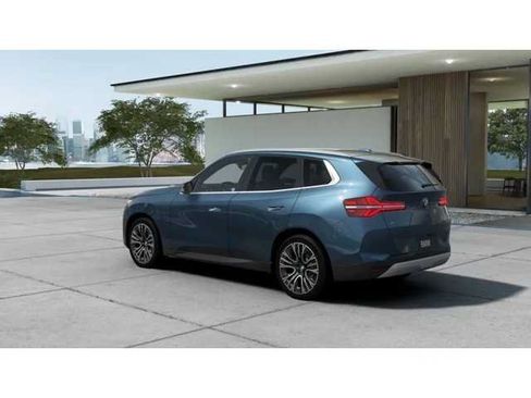 New 2026 BMW X3 xDrive30i w/ Premium Package AWD/4WD image 2