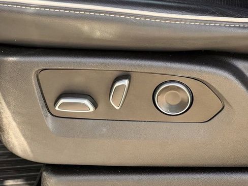 Certified 2024 Cadillac Escalade Premium Luxury image 26