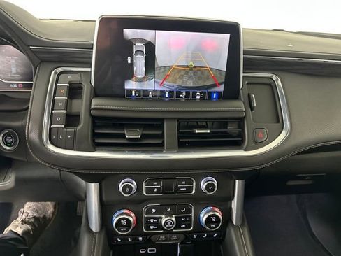 Used 2022 GMC Yukon XL SLT w/ SLT Premium Package image 23