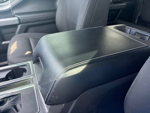 Used 2018 Ford F150 XLT w/ Equipment Group 302A Luxury AWD/4WD image 38