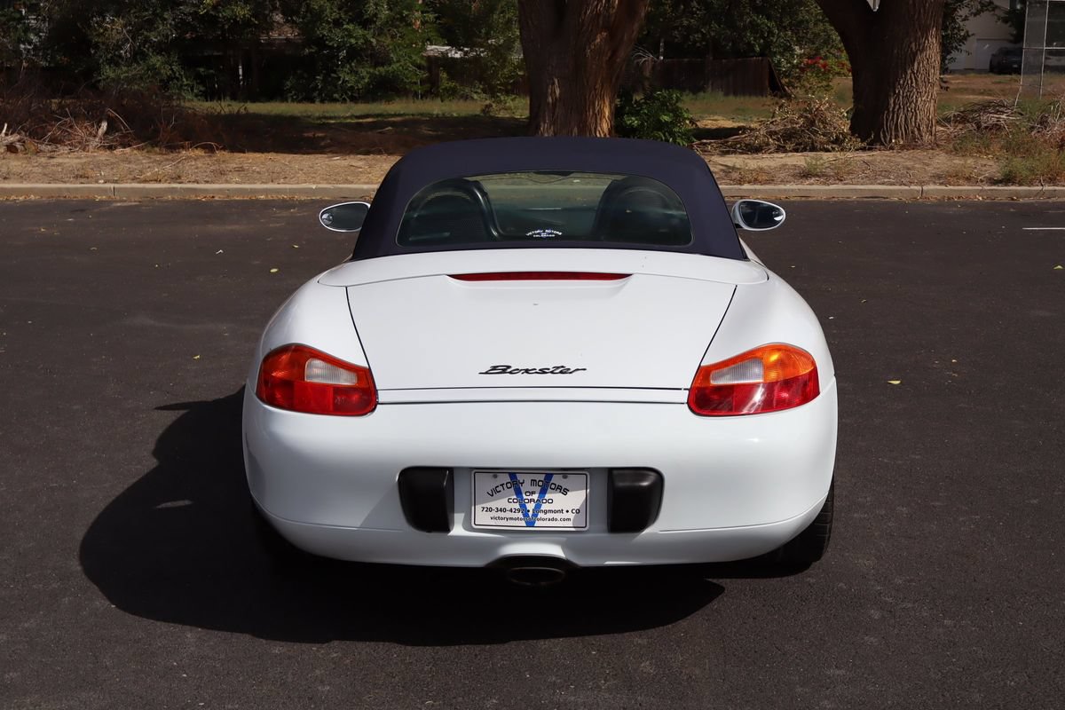 Used 1999 Porsche Boxster RWD image 19