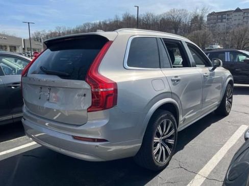 Used 2023 Volvo XC90 B6 Core w/ Protection Package Premier AWD/4WD image 11