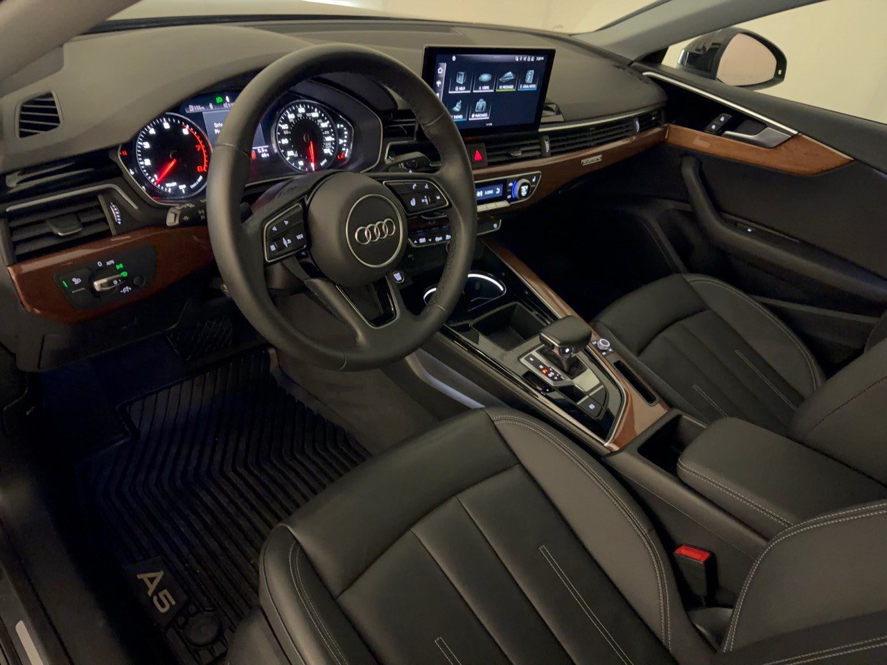 Used 2023 Audi A5 2.0T Premium w/ Convenience Package AWD/4WD image 4