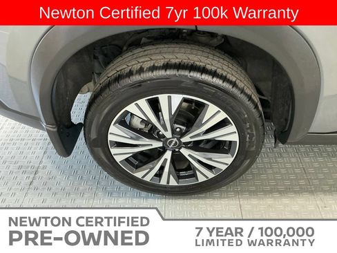 Used 2023 Nissan Rogue SV FWD image 43