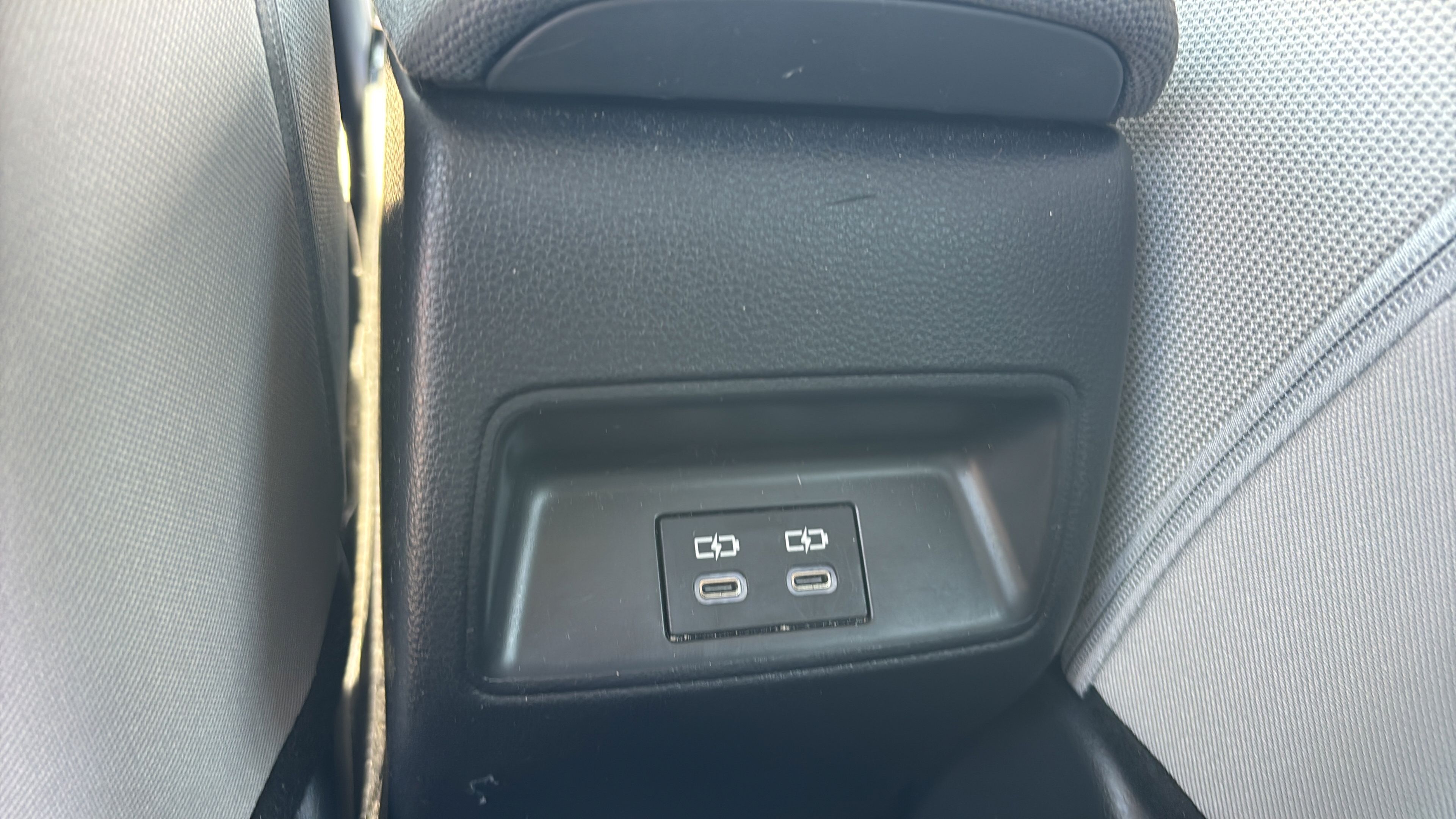 Used 2025 Toyota Corolla LE FWD image 13