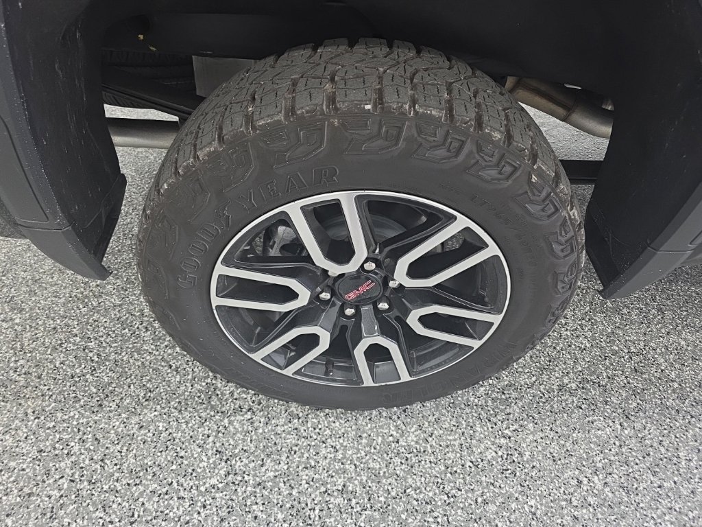 Used 2026 GMC Sierra 1500 AT4 w/ AT4 Premium Package AWD/4WD image 18