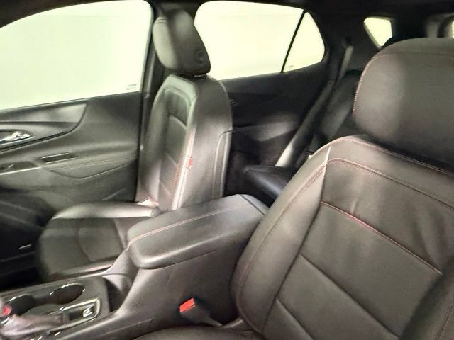Used 2022 Chevrolet Equinox RS w/ RS Leather Package FWD image 31
