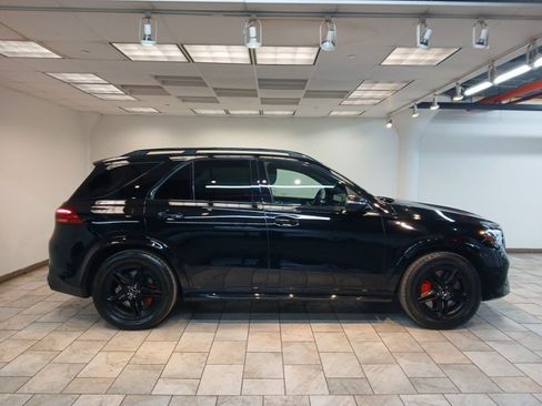 Used 2024 Mercedes-Benz GLE 53 AMG 4MATIC image 4