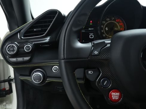 Used 2017 Ferrari 488 GTB RWD image 28