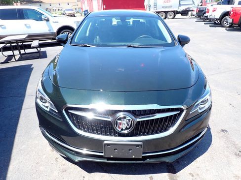 Used 2017 Buick LaCrosse Essence FWD image 2