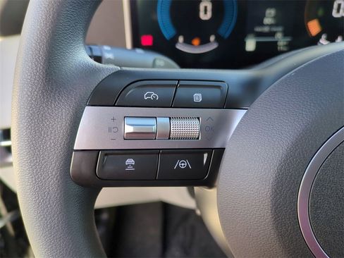 Certified 2025 Hyundai Tucson SEL image 14