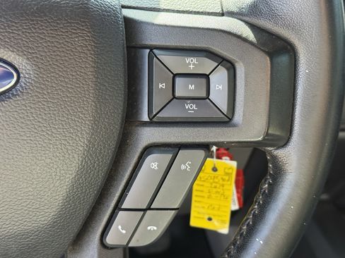 Used 2019 Ford F150 XLT w/ Equipment Group 302A Luxury image 17