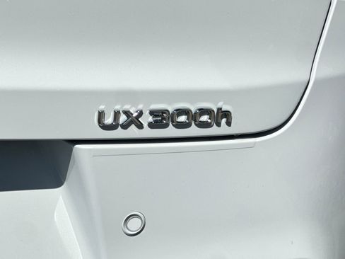 New 2026 Lexus UX 300h UX 300h image 21