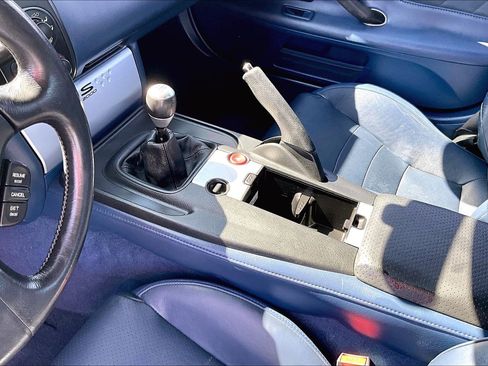 Used 2004 Honda S2000 image 12