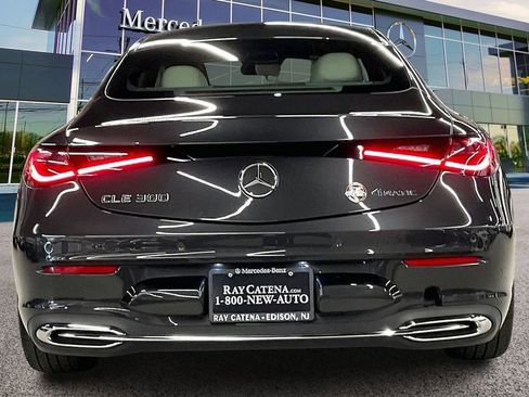 Certified 2024 Mercedes-Benz CLE 300 4MATIC Coupe image 4