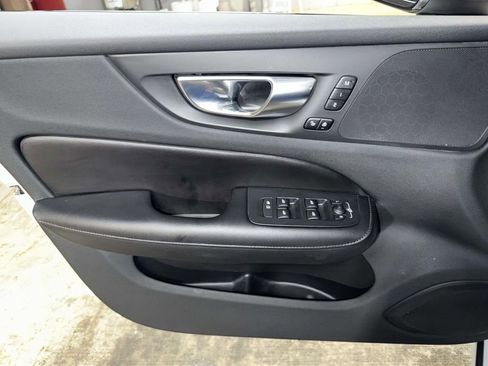 Used 2023 Volvo S60 B5 Plus w/ Climate Package FWD image 19