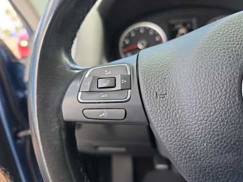 Used 2017 Volkswagen Tiguan S FWD image 19