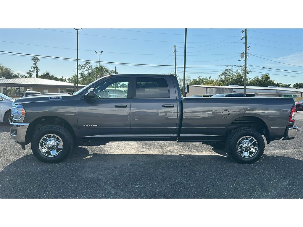 Used 2022 RAM 2500 Big Horn AWD/4WD image 3